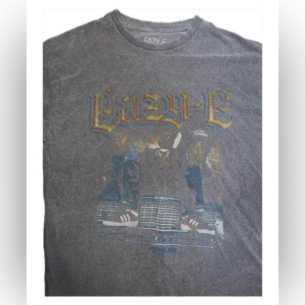Tee - Picture 3 of 3
